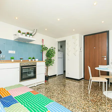 Apartment Frappi House Genoa